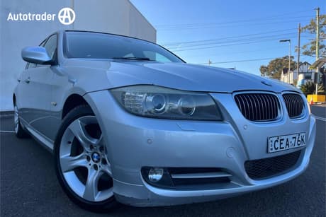 Silver 2010 BMW 320D Sedan Lifestyle