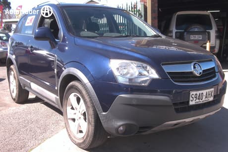 Blue 2010 Holden Captiva Wagon 5 (Fwd)