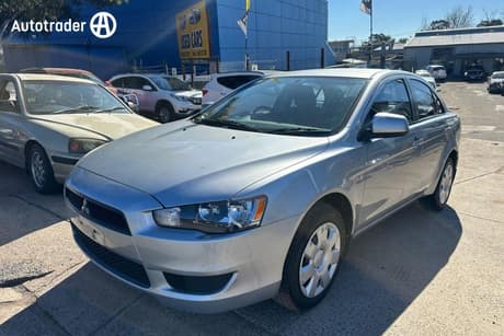 Silver 2009 Mitsubishi Lancer Sedan Es
