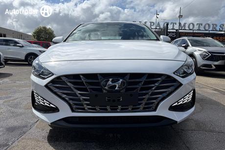 White 2023 Hyundai I30 Hatch