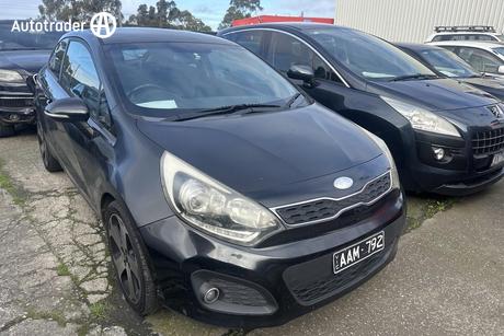 Black 2013 Kia RIO Hatchback Sls