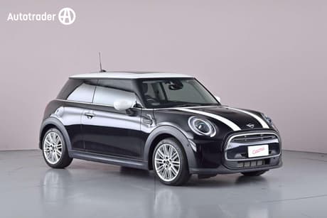 Black 2023 Mini Cooper Hatchback Classic Plus 3D Hatch