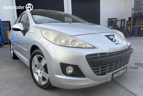 Silver 2011 Peugeot 207 Hatchback Xt