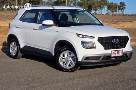 White 2025 Hyundai Venue Wagon