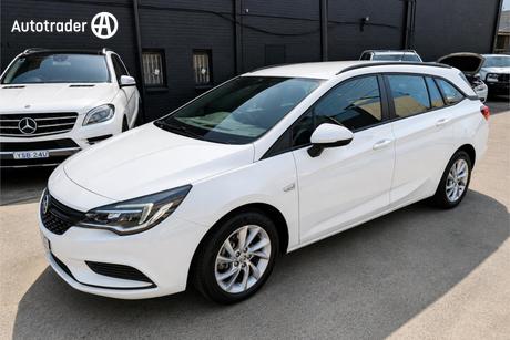 White 2018 Holden Astra Sportswagon Ls Plus