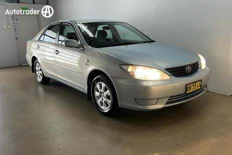 Blue 2005 Toyota Camry Sedan Altise Limited