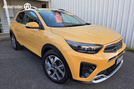 Yellow 2024 Kia Stonic Wagon Gt-Line
