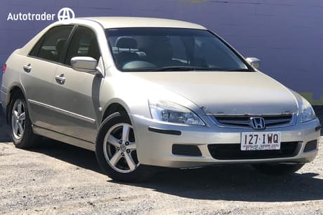 Silver 2005 Honda Accord Sedan 30Th Anniversary