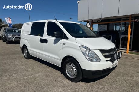 White 2014 Hyundai Iload Van