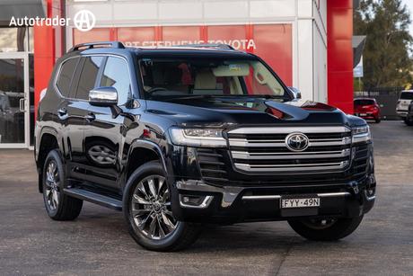 Black 2023 Toyota Landcruiser Wagon Lc300 Sahara Zx (4X4)