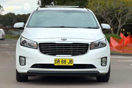 White 2016 Kia Carnival Wagon Sli