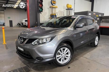 Grey 2016 Nissan Qashqai Wagon St (4X2)