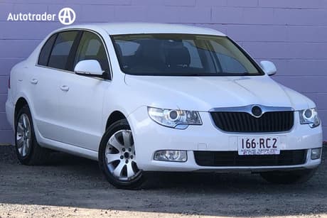 White 2012 Skoda Superb Sedan 118 Tsi Ambition