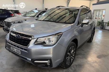 Silver 2017 Subaru Forester Wagon 2.5I-S