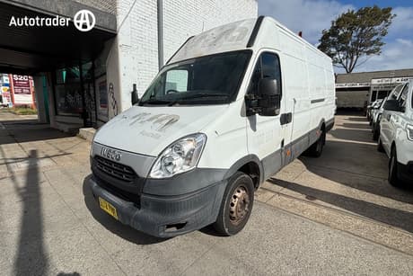 White 2014 Iveco Daily Commercial