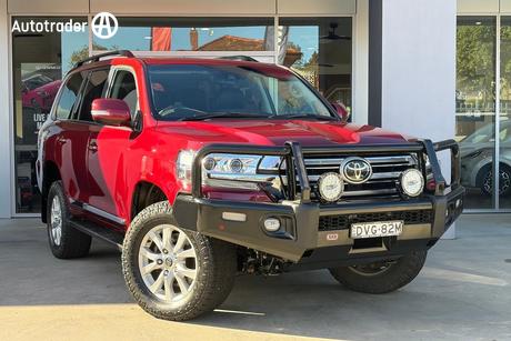 Red 2018 Toyota Landcruiser Wagon Sahara (4X4)