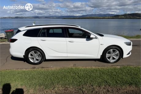 White 2017 Holden Commodore Sportswagon Lt