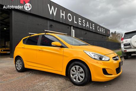 Yellow 2016 Hyundai Accent Hatchback Active