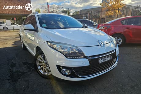 White 2013 Renault Megane Hatch B95 MY13 EXPRESSION HATCHBACK 5DR CVT 6SP 2.0I