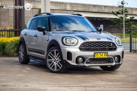 Silver 2022 Mini Countryman Wagon Cooper Se All4 Classic (Hyb)