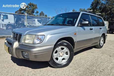 Silver 2001 Subaru Forester Wagon Limited