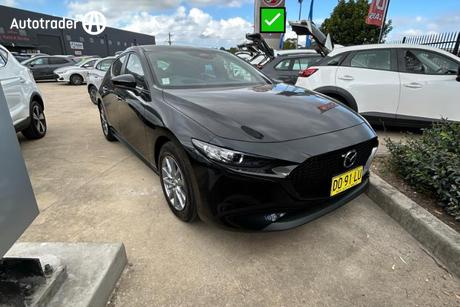 Black 2025 Mazda 3 Hatchback G20 Pure
