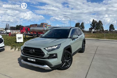 Green 2024 Toyota RAV4 Wagon Edge (Awd)