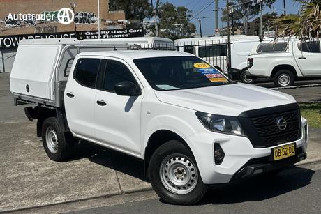 White 2021 Nissan Navara Dual Cab Pick-up Sl (4X2)