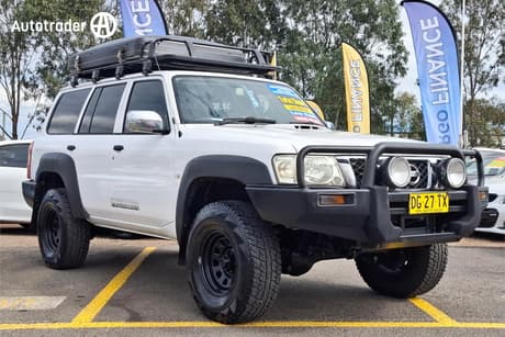 White 2010 Nissan Patrol Wagon Dx (4X4)
