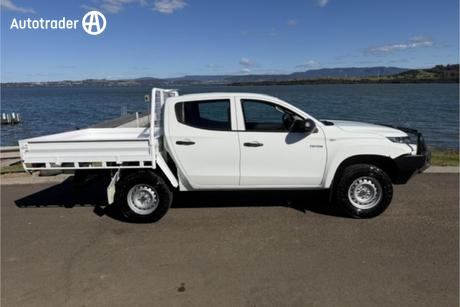White 2020 Mitsubishi Triton Double Cab Chassis Glx (4X4)