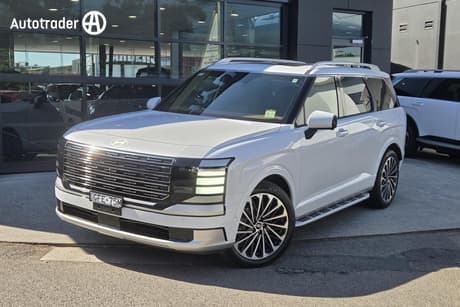 White 2026 Hyundai Palisade Wagon Calligraphy (7 Seat) Hev