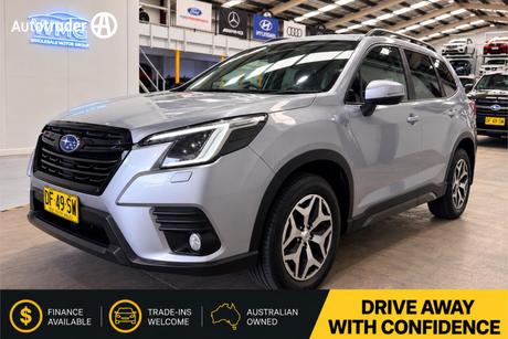 Silver 2022 Subaru Forester Wagon 2.5X (Awd)