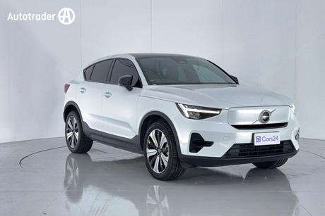 White 2022 Volvo C40 Wagon Recharge Pure Electric
