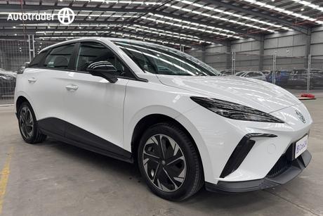 White 2024 MG MG4 Hatchback Excite 51