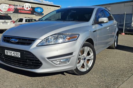Silver 2010 Ford Mondeo Hatchback Zetec