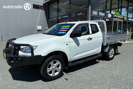 White 2023 Isuzu D-MAX Space Cab Chassis Sx (4X4)