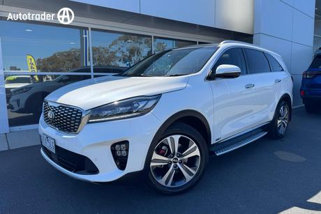 White 2018 Kia Sorento Wagon Gt-Line (4X4)