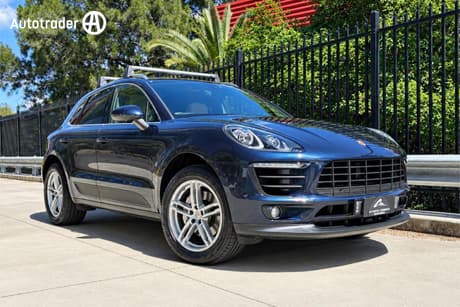 Blue 2018 Porsche Macan Wagon S