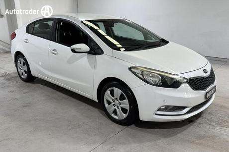 White 2015 Kia Cerato Sedan S