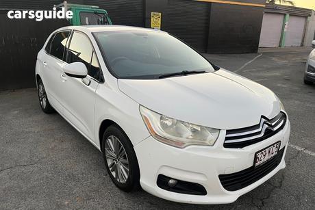 White 2011 Citroen C4 Hatchback Seduction Vti