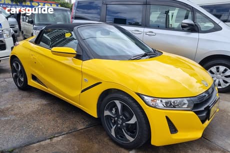 Yellow 2017 Honda s660 Coupe