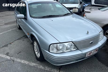 Silver 1999 Ford Fairlane Sedan Ghia