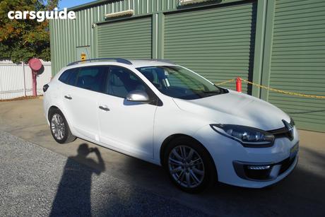 White 2015 Renault Megane Wagon Gt-Line