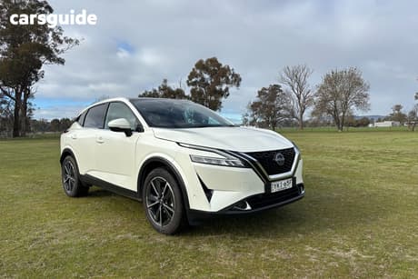 White 2024 Nissan Qashqai Wagon Ti