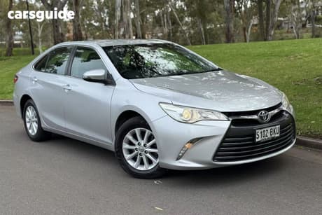 Silver 2016 Toyota Camry Sedan Altise