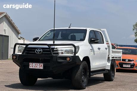 White 2015 Toyota Hilux Dual Cab Utility Sr (4X4)
