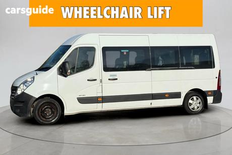 White 2016 Renault Master Commercial