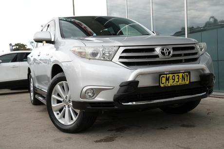 Silver 2011 Toyota Kluger Wagon Grande (Fwd)