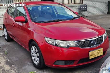 Red 2012 Kia Cerato Hatchback Si