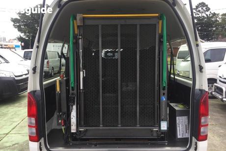 White 2016 Toyota HiAce Bus Commuter